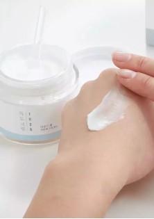 Round Lab 1025 Dokdo Cream
